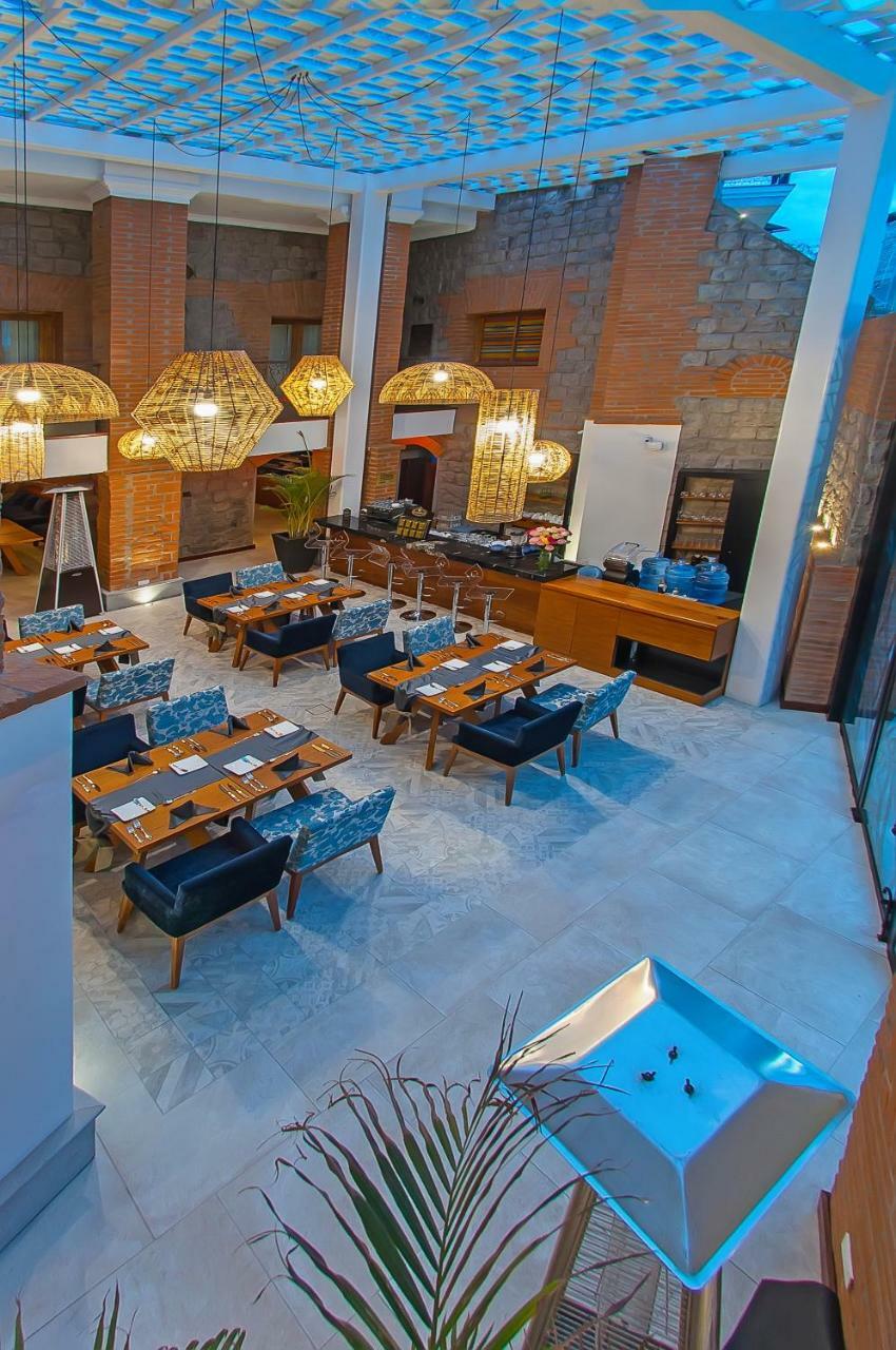 Hotel オタバロ エクステリア 写真